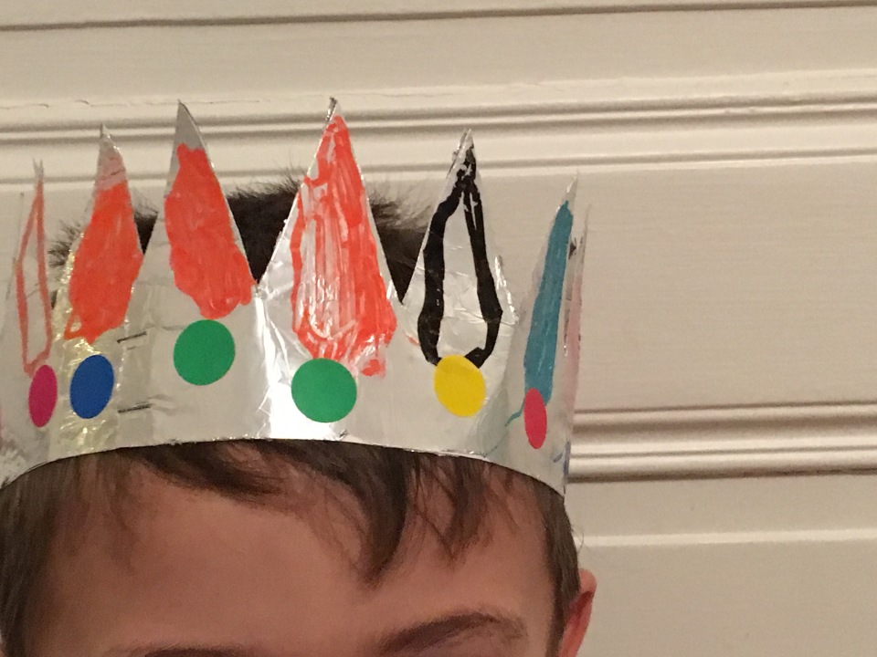 Kids Activity: fabriquer une couronne pour la galette des rois
